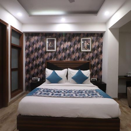 Hotel Gl Suites Near Delhi Airport New Delhi Exterior photo