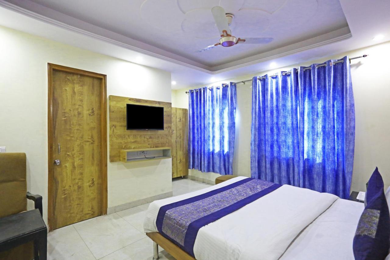 Hotel Gl Suites Near Delhi Airport New Delhi Exterior photo