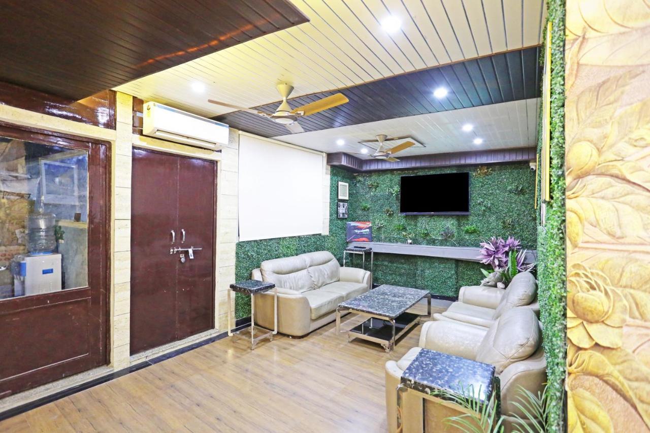 Hotel Gl Suites Near Delhi Airport New Delhi Exterior photo